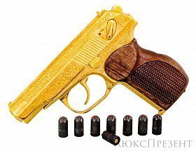 Золотой пистолет Макарова (ПМ) охолощенный