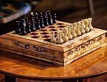 Шахматный ларец из янтаря Карельская берёза