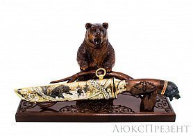 Златоустовский нож Медведь на подставке