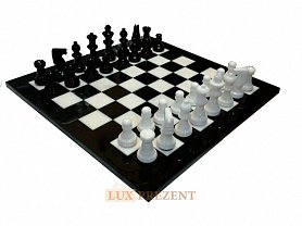 Классические шахматы из мрамора