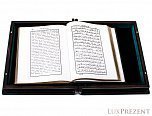 Книга в деревянном футляре Коран