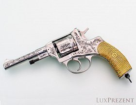 Пневматический револьвер Златоуст